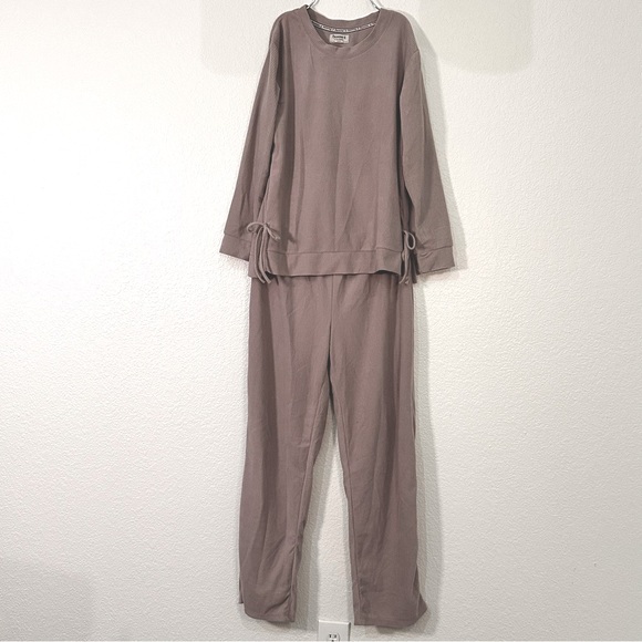 BearPaw Waffle Tie Pajama Set - Picture 3 of 7
